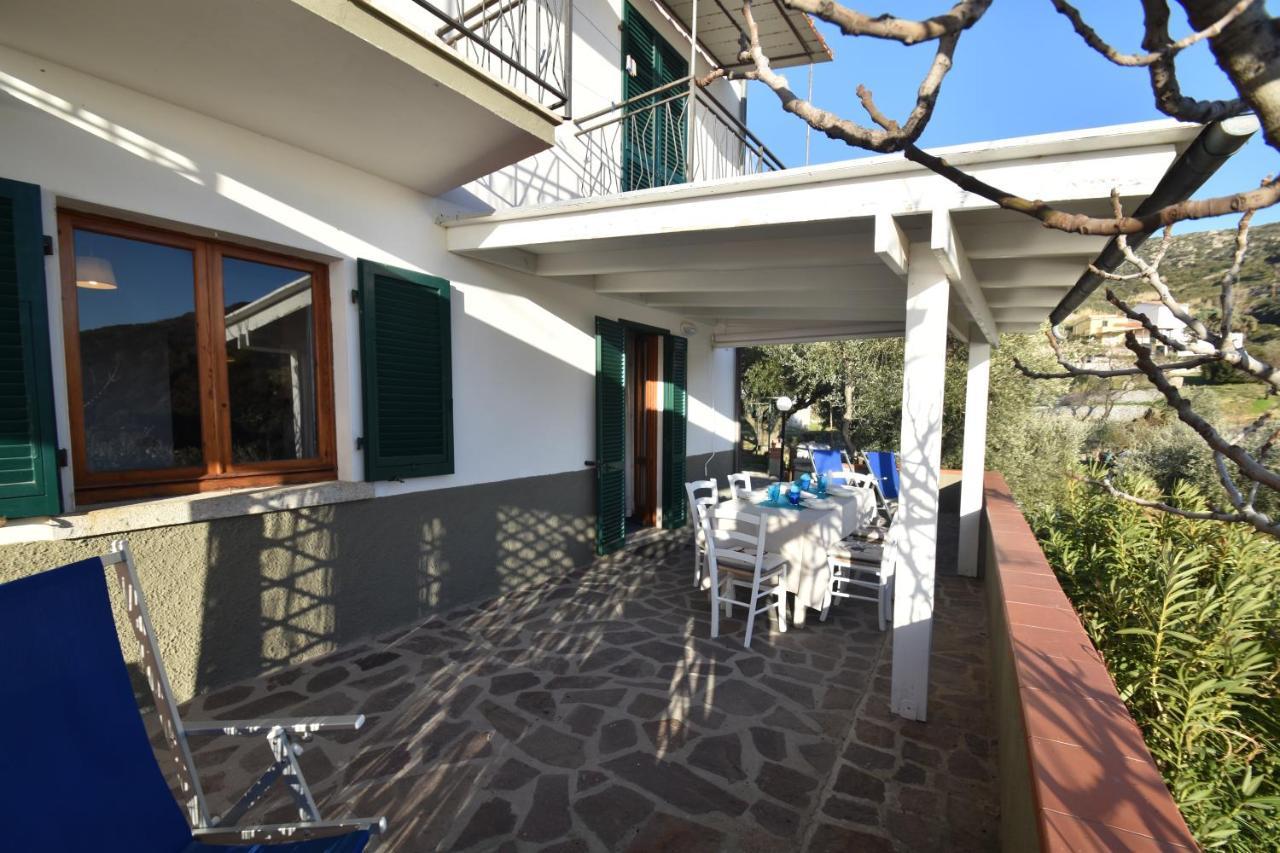 Appartamenti Cavoli - Vista Mare Con Terrazze, Clima E Posti Auto Spiaggia di Cavoli Exterior foto