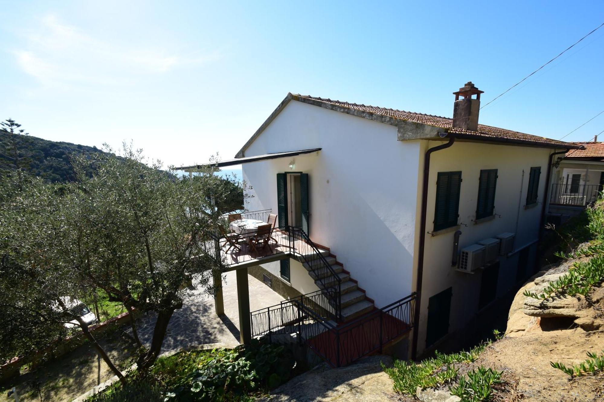 Appartamenti Cavoli - Vista Mare Con Terrazze, Clima E Posti Auto Spiaggia di Cavoli Exterior foto