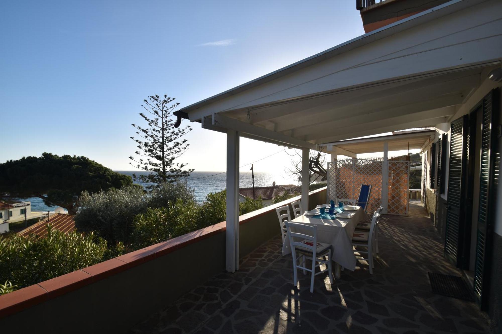 Appartamenti Cavoli - Vista Mare Con Terrazze, Clima E Posti Auto Spiaggia di Cavoli Exterior foto